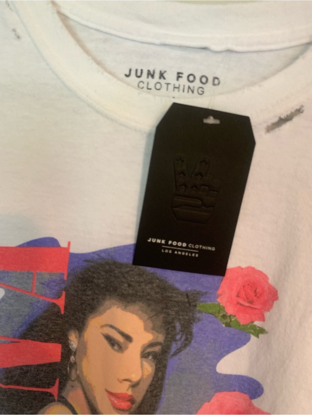 Junk Food Clothing distressed Selena com la flor tshirt Medium, NWT - Picture 4 of 5